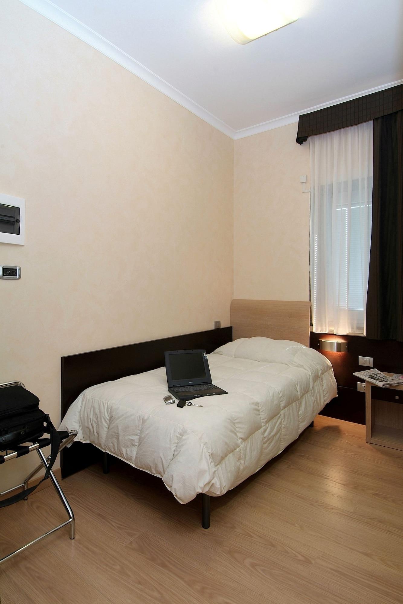 Eh Rome Airport Euro House Hotels Fiumicino Exterior foto