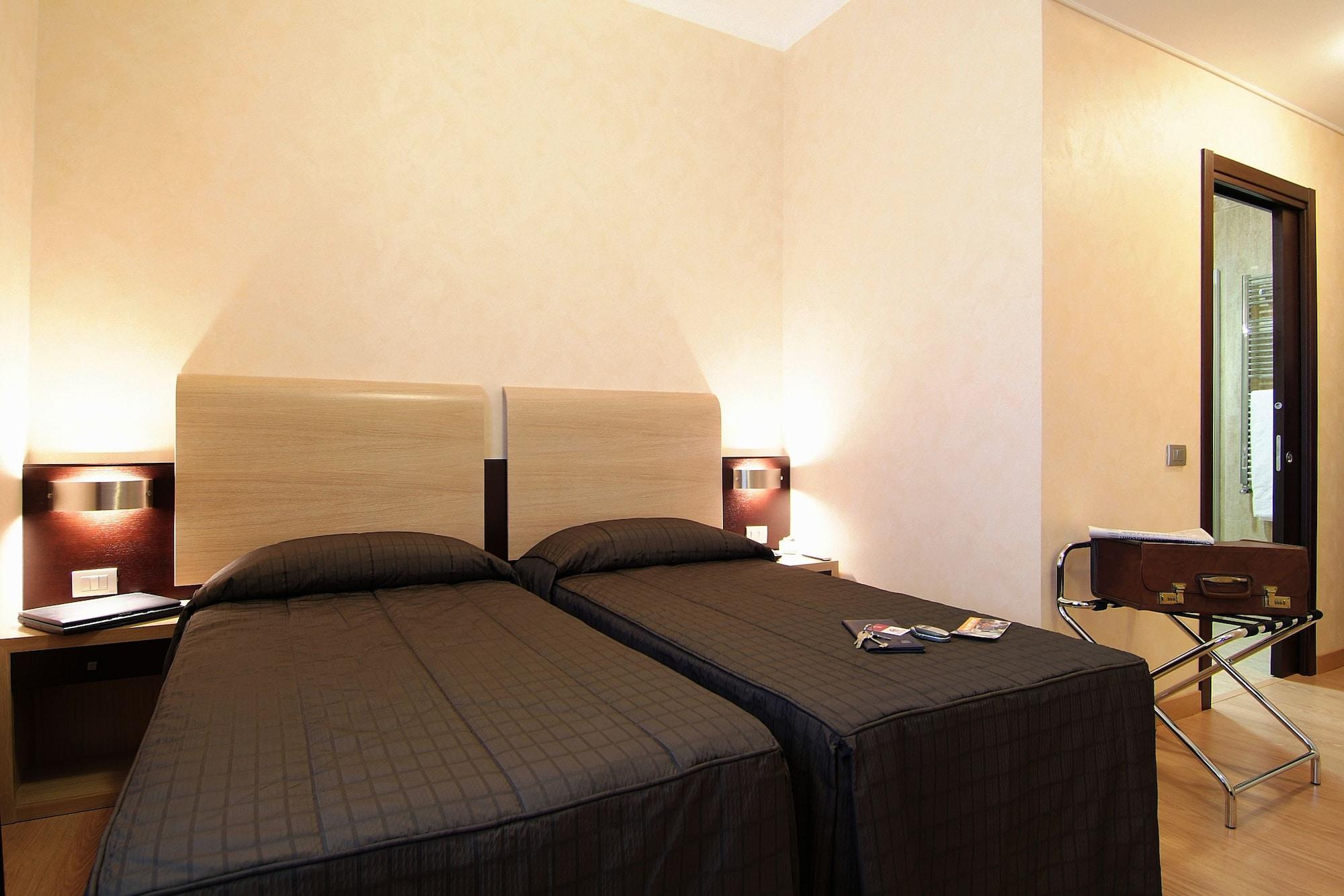 Eh Rome Airport Euro House Hotels Fiumicino Exterior foto