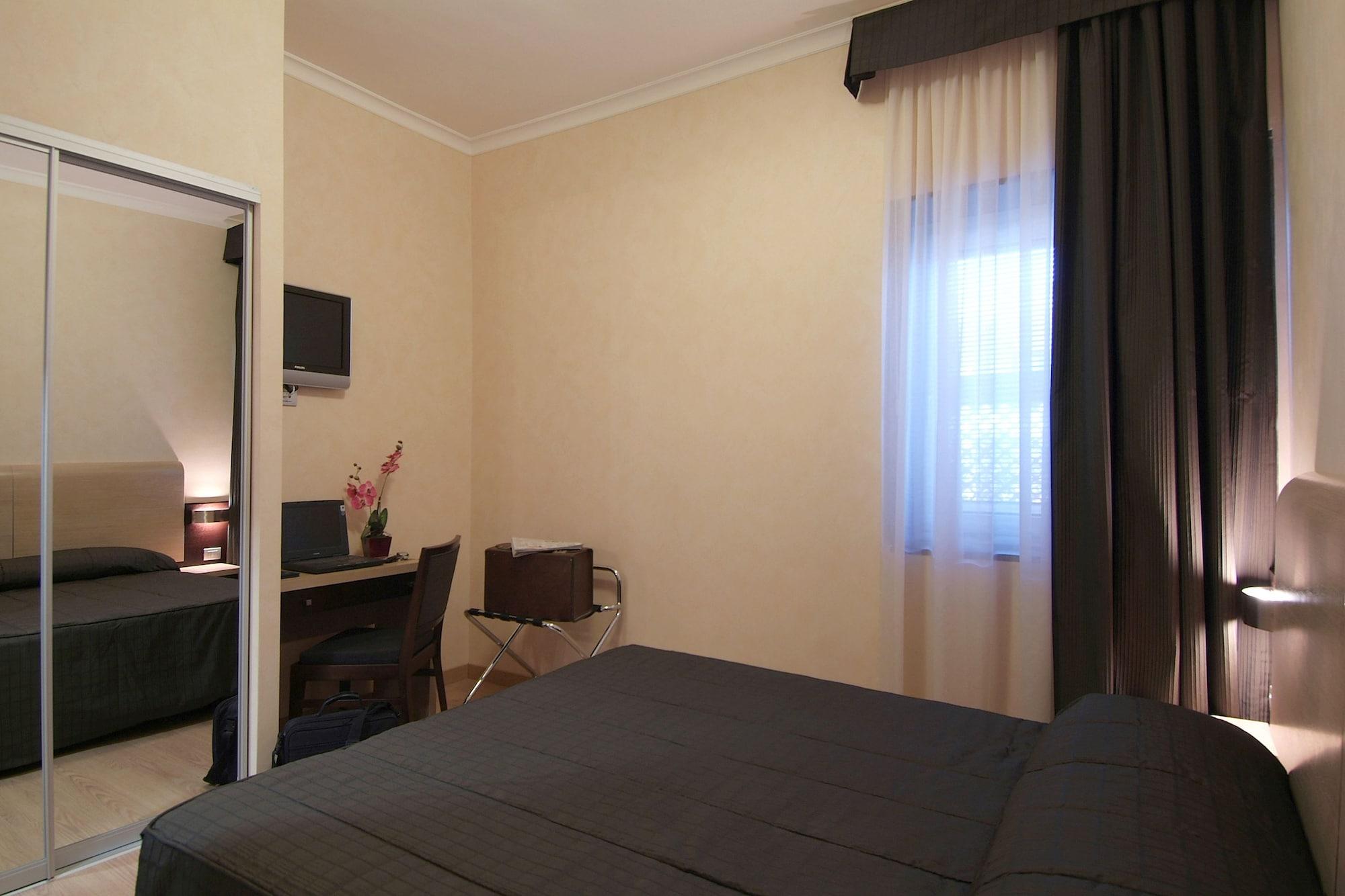 Eh Rome Airport Euro House Hotels Fiumicino Exterior foto