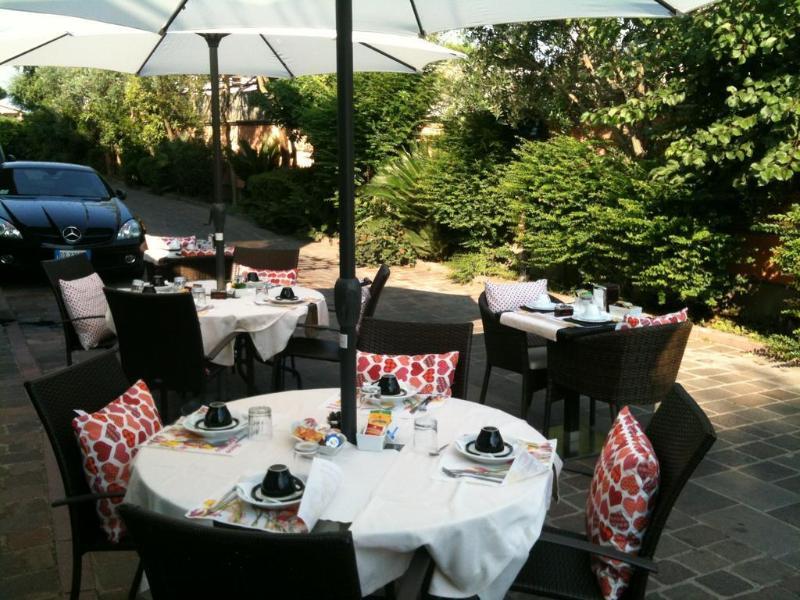 Eh Rome Airport Euro House Hotels Fiumicino Exterior foto
