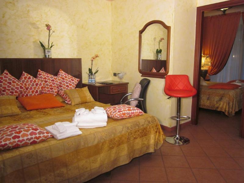Eh Rome Airport Euro House Hotels Fiumicino Exterior foto
